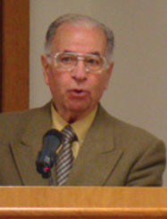  Dr. Ernesto I. Badi. Asesor en Poltica Social y Empresaria de FECLIBA. Secretario de La Mutual.